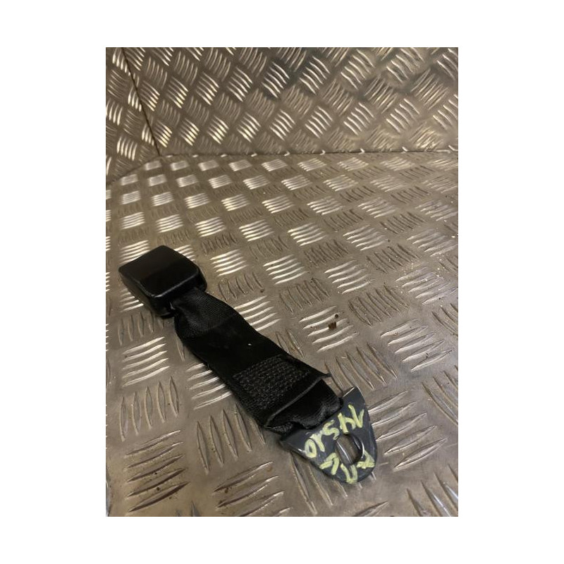 Attache ceinture arriere gauche PEUGEOT 206 PHASE 2 BREAK d’occasion