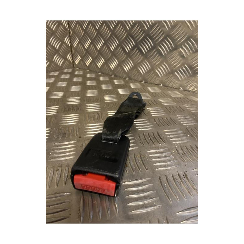 Attache ceinture arriere gauche PEUGEOT 206 PHASE 2 BREAK d’occasion