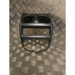 Aerateur tableau de bord PEUGEOT 206 PHASE 2 BREAK d’occasion