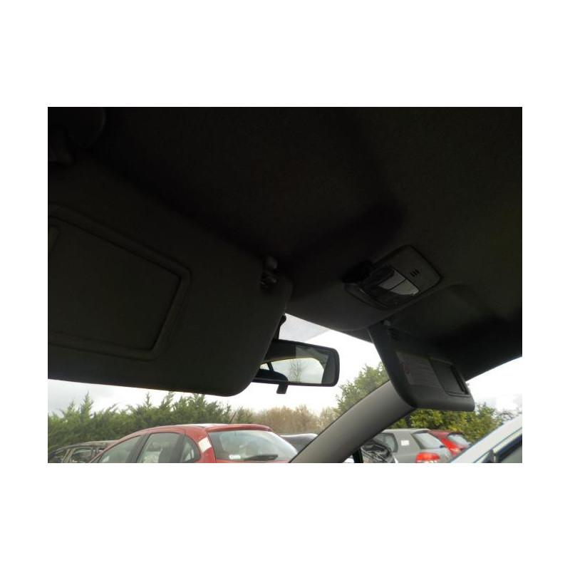 Poignee interieur avant droit TOYOTA YARIS 2 PHASE 1 d’occasion