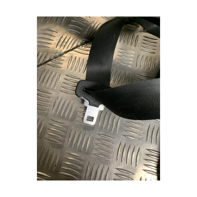 Attache ceinture arriere gauche RENAULT MEGANE 3 PHASE 1 d’occasion