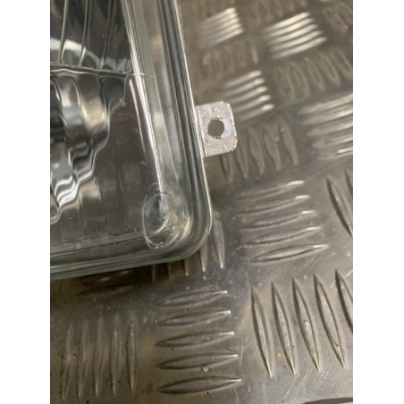 Optique avant principal droit (feux)(phare) MERCEDES MB 100 631 d’occasion