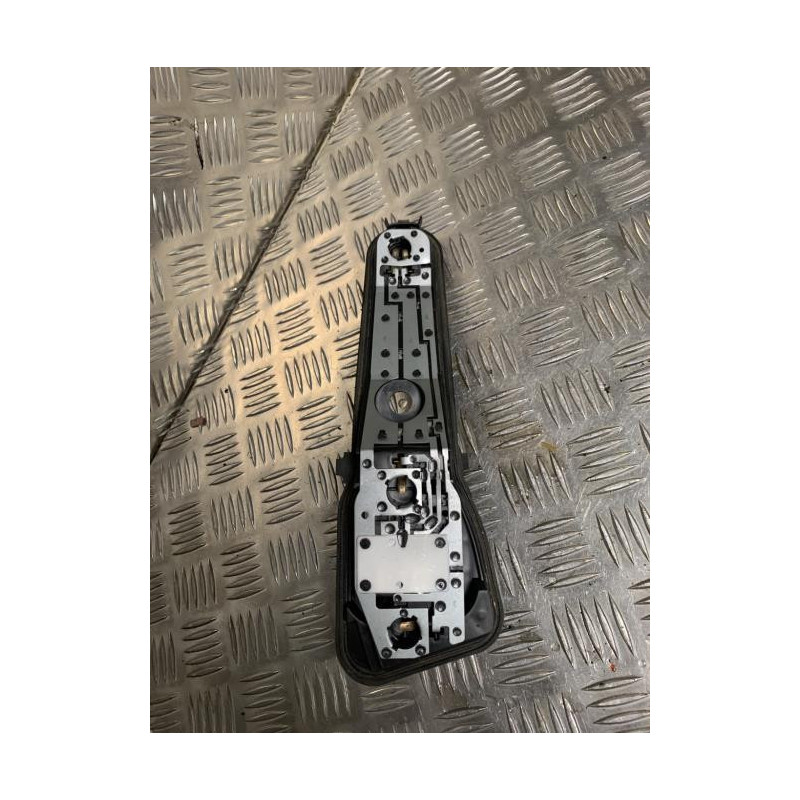 Platine feu arriere gauche PEUGEOT 206 PHASE 2 BREAK d’occasion