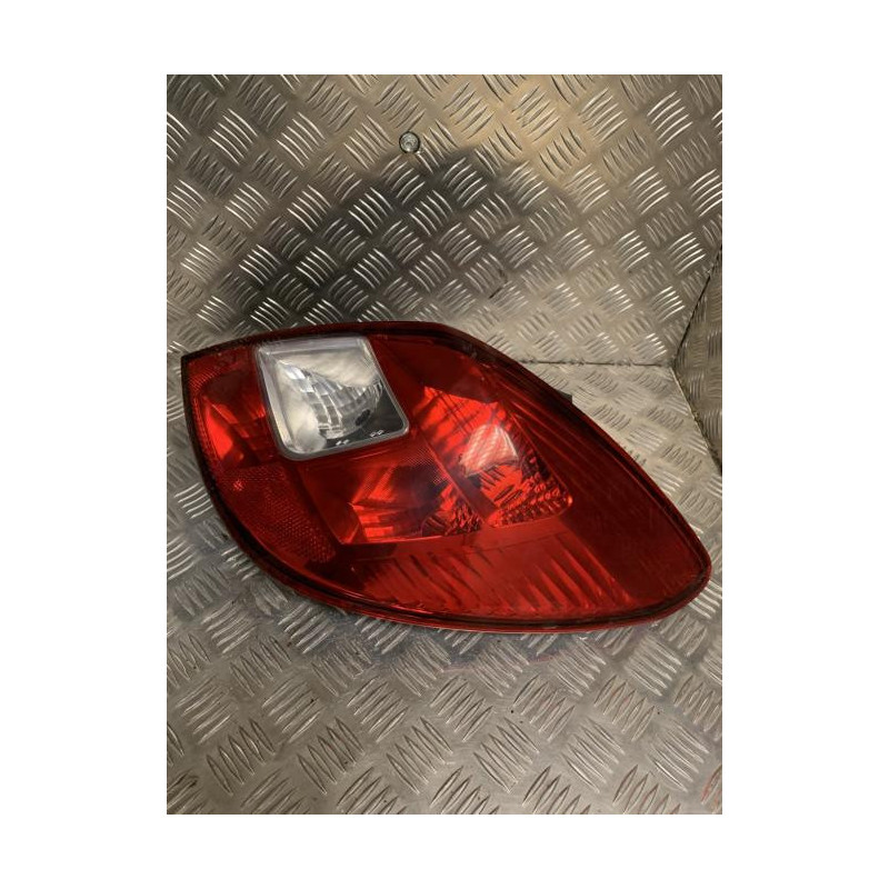 Feu arriere principal droit (feux) OPEL CORSA D PHASE 1 d’occasion