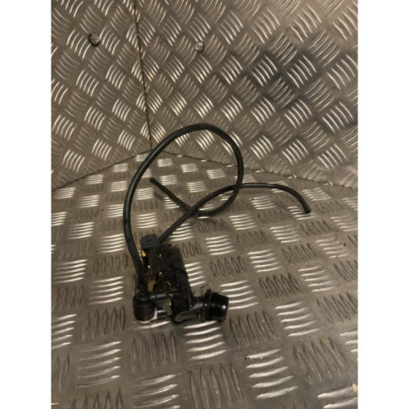 Pompe lave glace avant DACIA  d’occasion