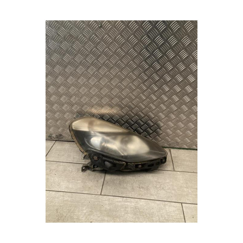 Optique avant principal droit (feux)(phare) RENAULT CLIO 3 PHASE 1 d’occasion