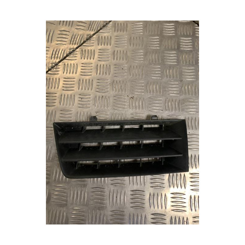 Grille de calandre gauche RENAULT  d’occasion