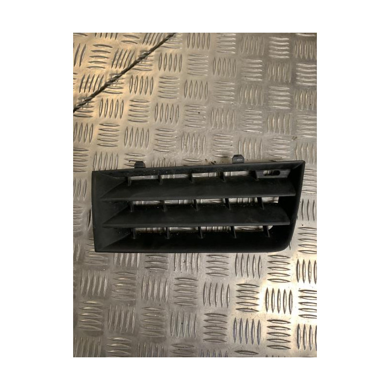 Grille de calandre droite RENAULT  d’occasion