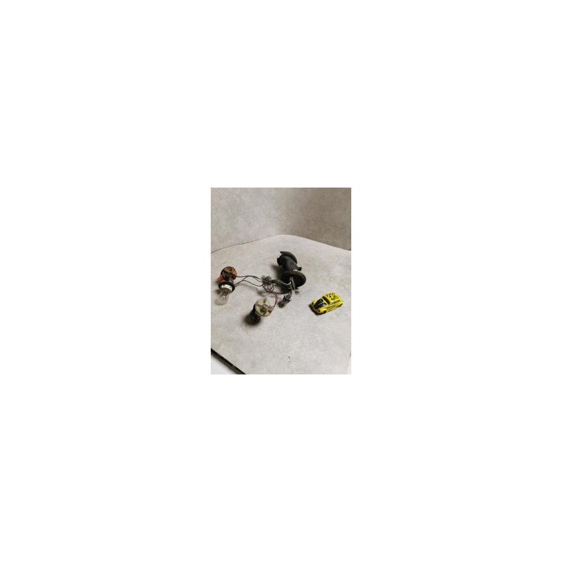 Platine feu arriere droit SKODA FABIA 2 PHASE 1 BREAK d’occasion