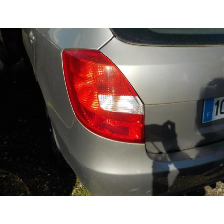 Platine feu arriere gauche SKODA FABIA 2 PHASE 1 BREAK d’occasion