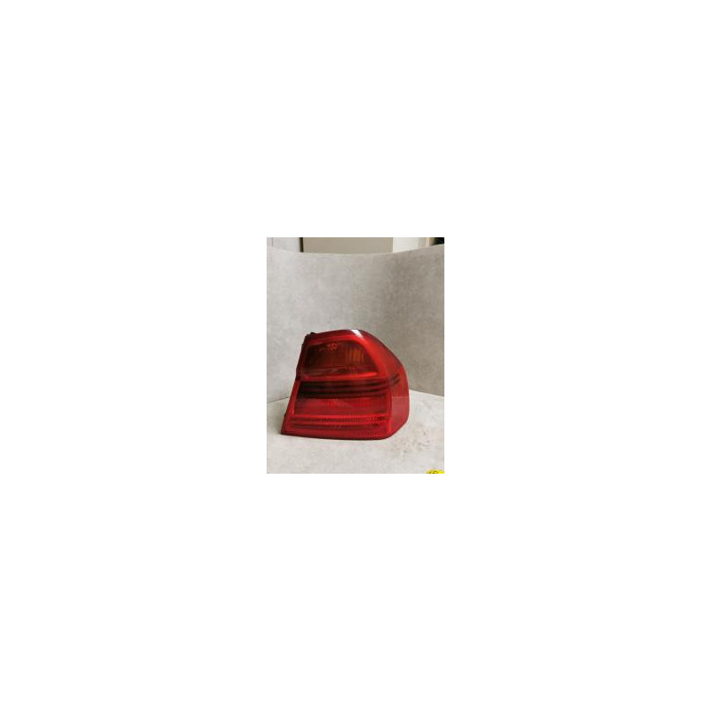 Feu arriere principal droit (feux) BMW SERIE 3 E90 PHASE 1 d’occasion
