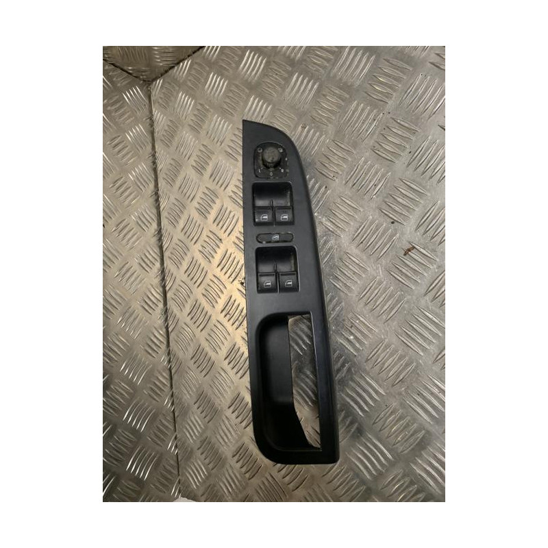 Interrupteur de leve vitre avant gauche VOLKSWAGEN GOLF 5 d’occasion