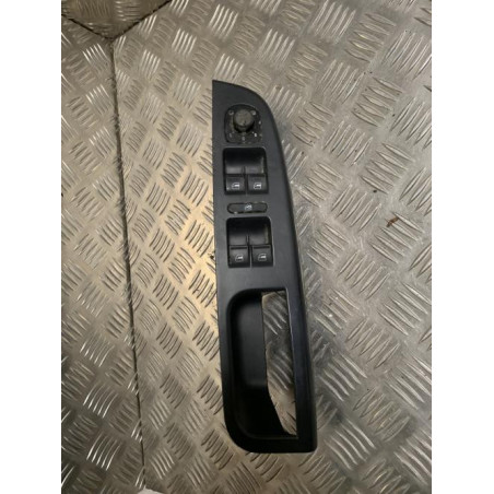 Interrupteur de leve vitre avant gauche VOLKSWAGEN GOLF 5 d’occasion