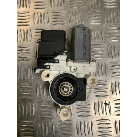 Moteur leve vitre arriere droit VOLKSWAGEN GOLF 4 d’occasion
