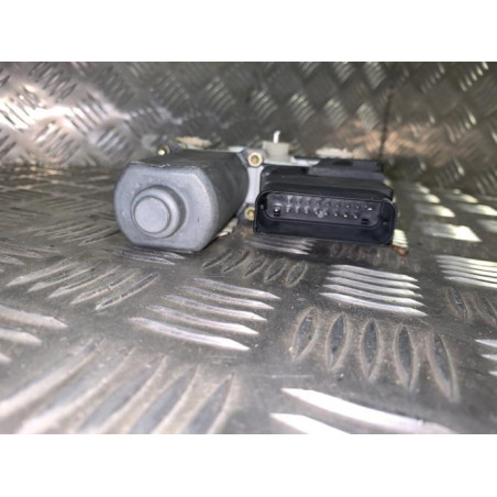 Moteur leve vitre arriere droit VOLKSWAGEN GOLF 4 d’occasion