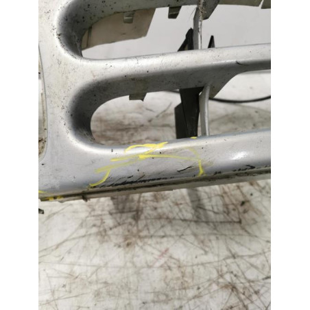 Pare choc avant RENAULT CLIO 2 PHASE 1 d’occasion