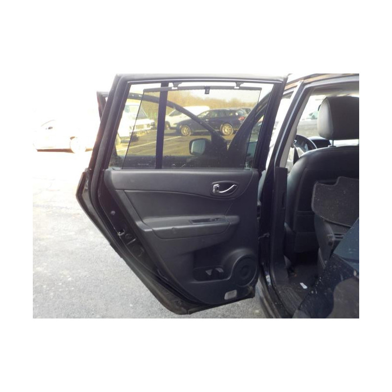 Feu arriere principal droit (feux) RENAULT KOLEOS 1 PHASE 2 d’occasion