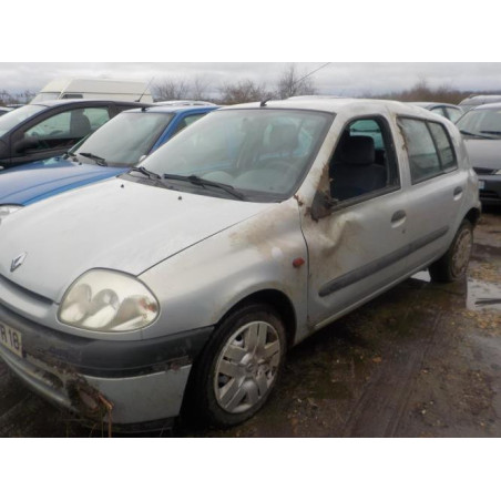 Pare choc avant RENAULT CLIO 2 PHASE 1 d’occasion