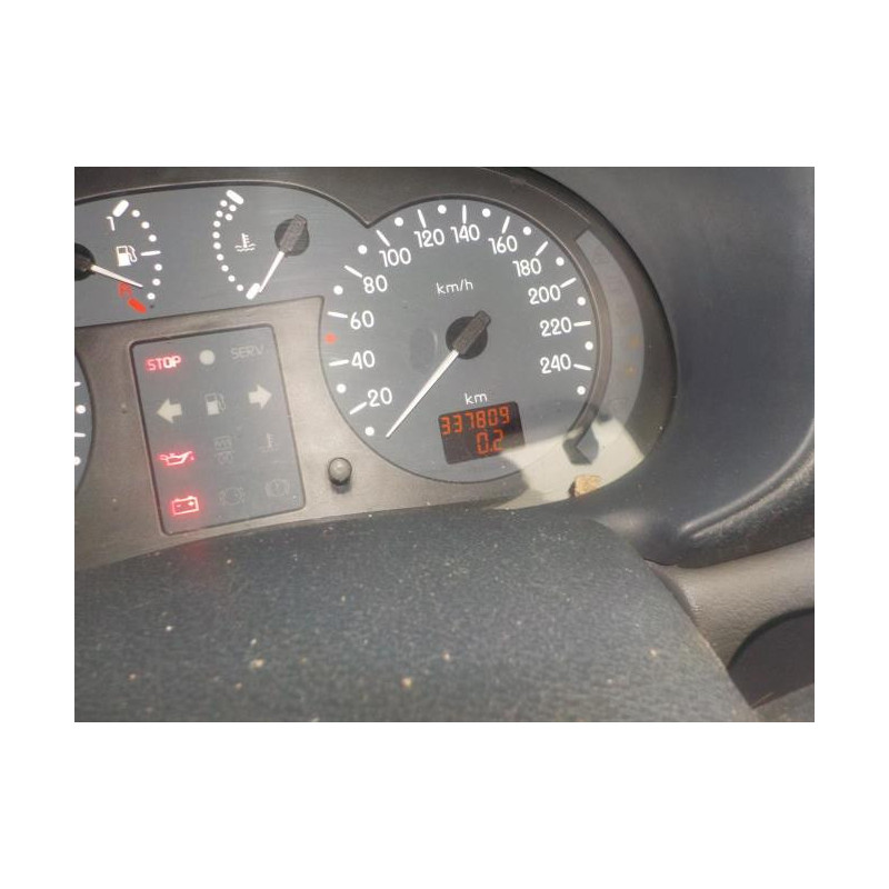 Pare choc avant RENAULT CLIO 2 PHASE 1 d’occasion