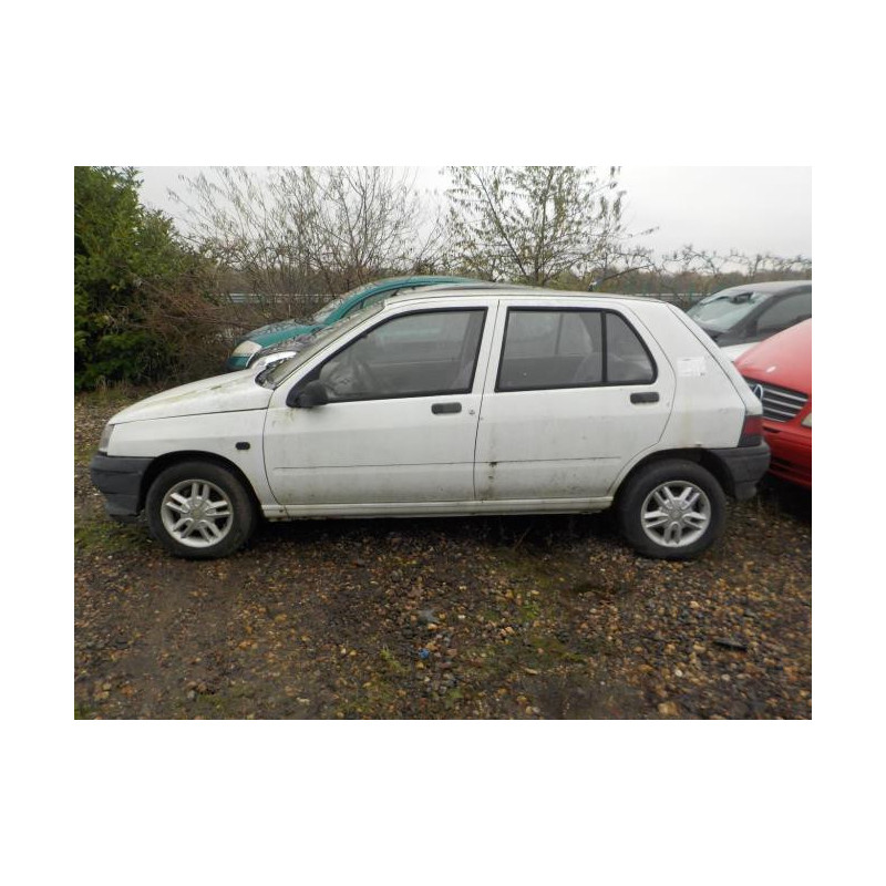 Pare choc avant RENAULT CLIO 1 PHASE 1 d’occasion
