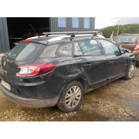 Poignee porte arriere gauche RENAULT MEGANE 3 PHASE 3 BREAK d’occasion