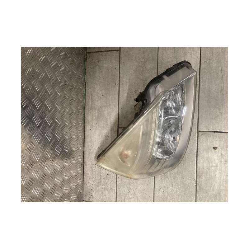 Optique avant principal droit (feux)(phare) RENAULT  d’occasion