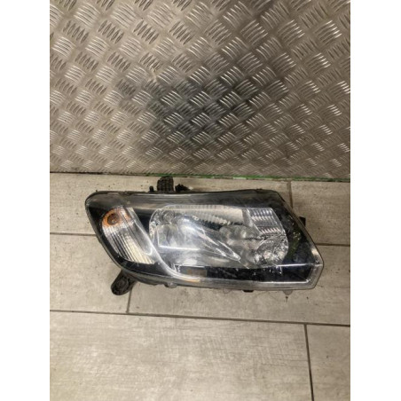 Optique avant principal droit (feux)(phare) DACIA LOGAN MCV 2 PHASE 1 BREAK d’occasion