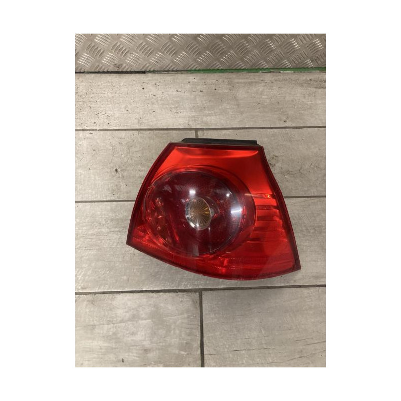 Feu arriere principal droit (feux) VOLKSWAGEN GOLF 5 d’occasion