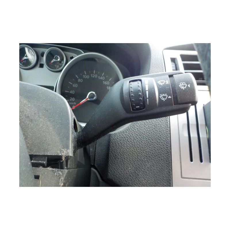 Leve vitre electrique avant droit FORD KUGA 1 d’occasion