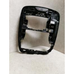 Console central (interieur plastique) RENAULT CLIO 4 PHASE 2 d’occasion