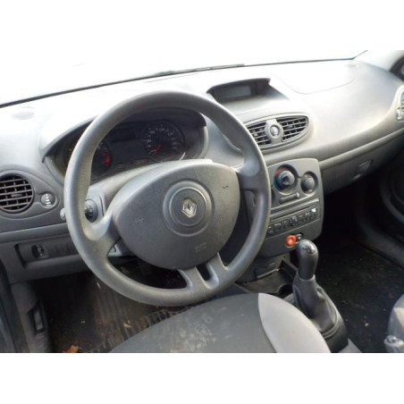 Anti brouillard gauche (feux) RENAULT CLIO 3 PHASE 2 d’occasion