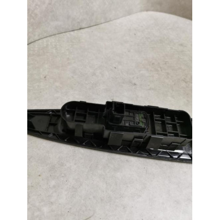 Interrupteur de leve vitre avant droit CITROEN C4 1 PHASE 1 d’occasion