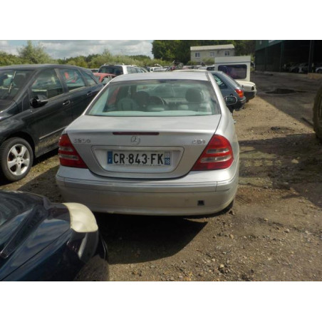 Feu arriere principal droit (feux) MERCEDES CLASSE C 203 PHASE 1 d’occasion