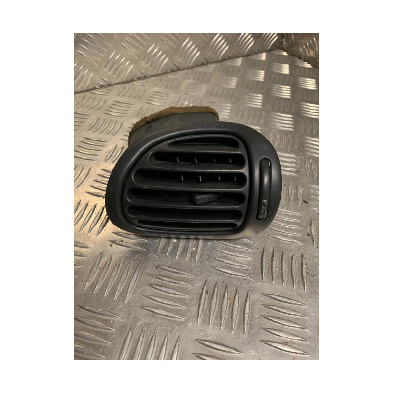 Aerateur tableau de bord avant droit PEUGEOT 206 PHASE 2 d’occasion