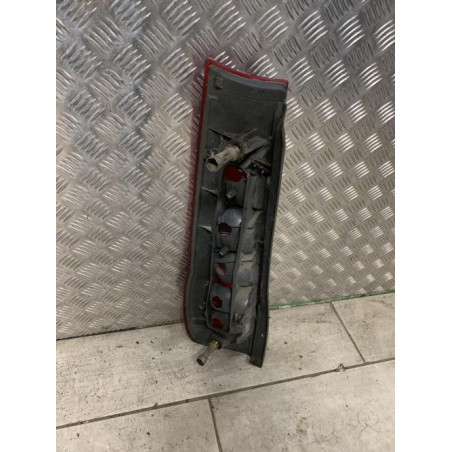Feu arriere principal droit (feux) FIAT PUNTO 1 PHASE 1 d’occasion