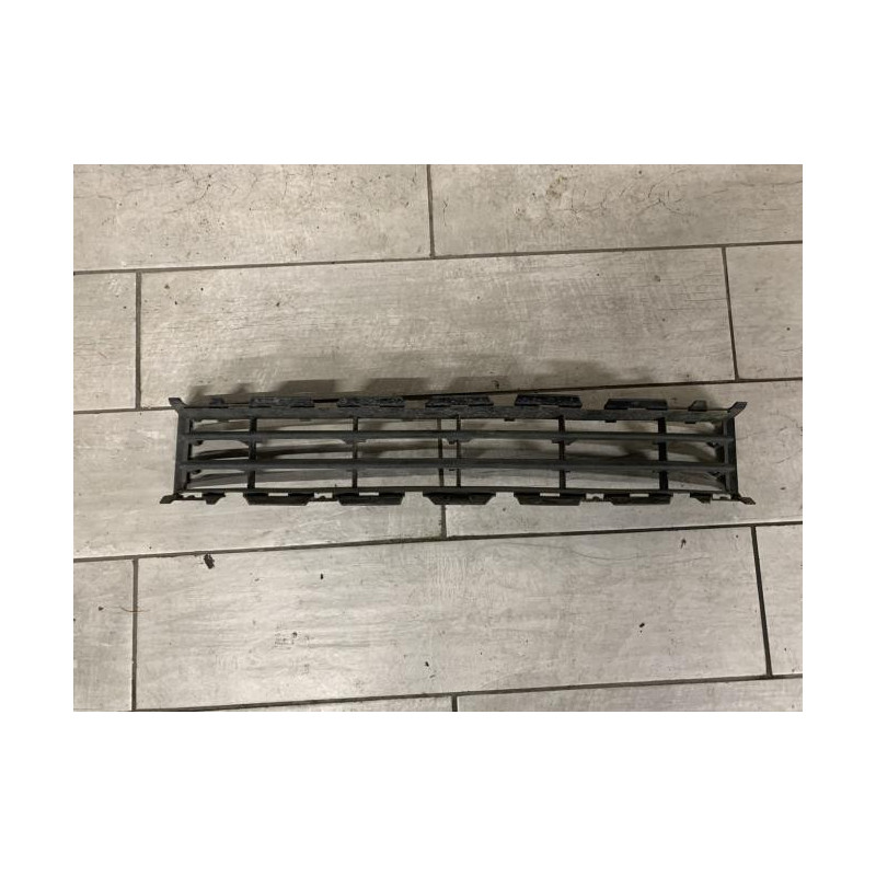 Grille de pare choc RENAULT  d’occasion