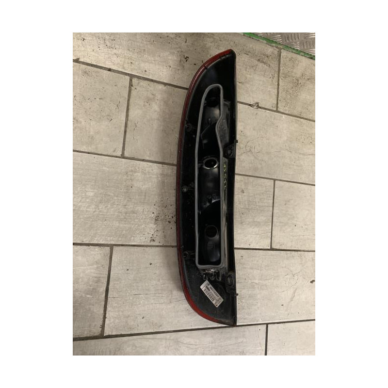 Feu arriere principal droit (feux) OPEL CORSA C PHASE 1 d’occasion