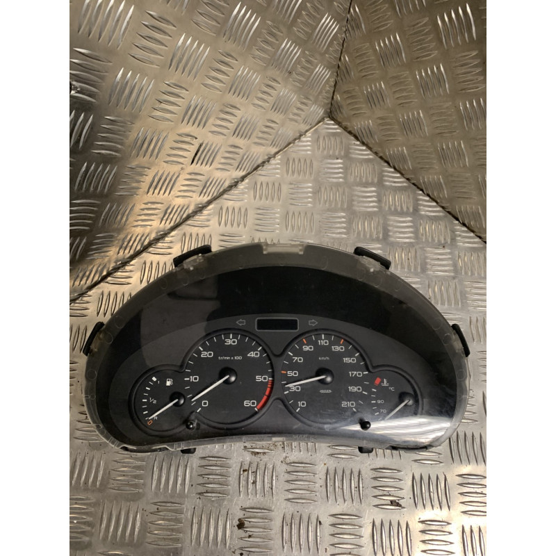 Compteur PEUGEOT 206 PHASE 2 d’occasion