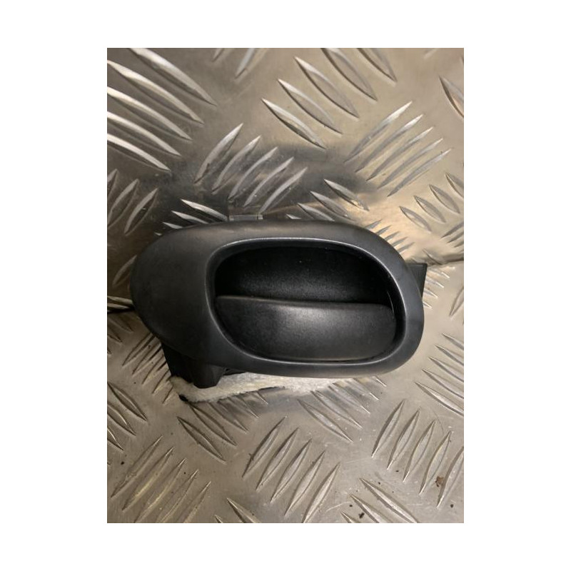 Poignee interieur avant gauche PEUGEOT 206 PHASE 2 d’occasion