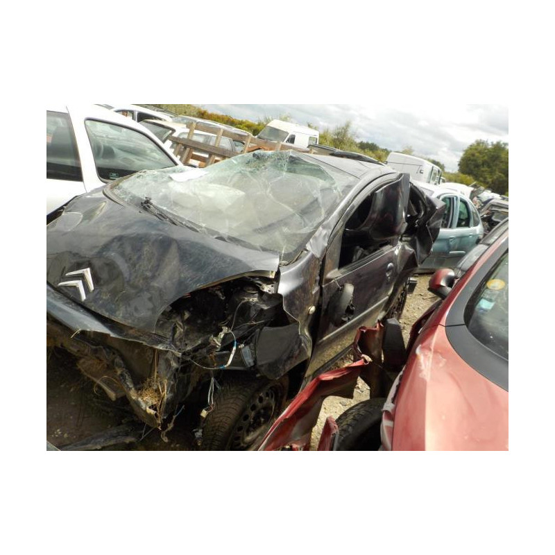 Poignee porte avant droit CITROEN C1 1 PHASE 1 d’occasion