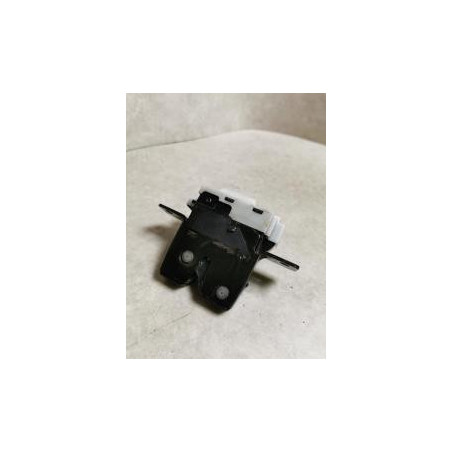 Serrure de hayon RENAULT CLIO 3 PHASE 1 d’occasion