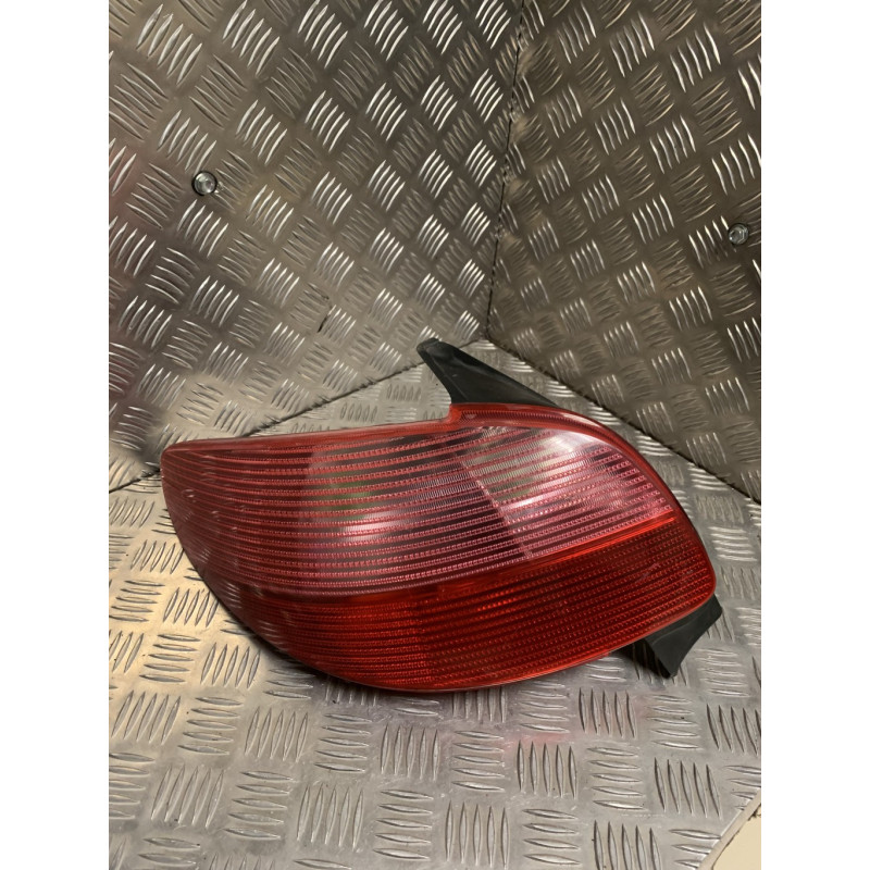 Feu arriere principal gauche (feux) PEUGEOT 206 PHASE 2 d’occasion