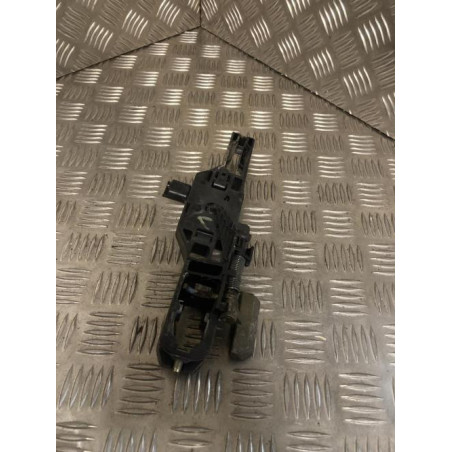 Support poignee porte avant droite RENAULT LAGUNA 2 PHASE 2 d’occasion