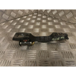 Support poignee porte avant gauche TOYOTA YARIS 2 PHASE 1 d’occasion