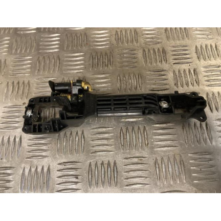Support poignee porte avant gauche TOYOTA YARIS 2 PHASE 1 d’occasion