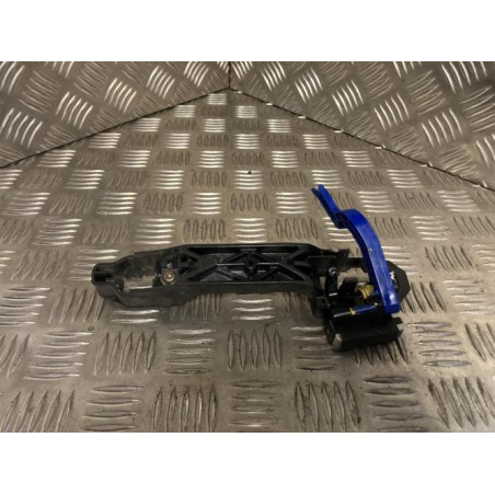 Support poignee porte arriere gauche TOYOTA YARIS 2 PHASE 1 d’occasion