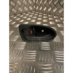 Poignee interieur avant gauche TOYOTA YARIS 2 PHASE 1 d’occasion