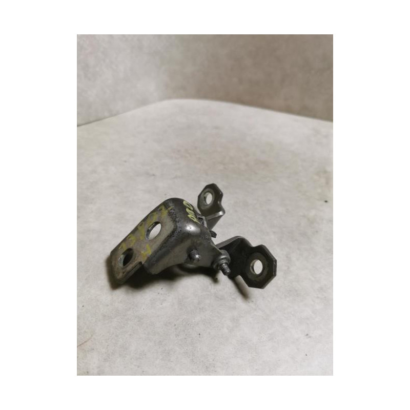 Charniere de porte arriere droit RENAULT MEGANE 3 PHASE 1 BREAK d’occasion