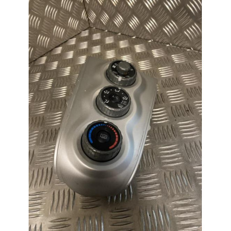 Commande chauffage TOYOTA YARIS 2 PHASE 1 d’occasion