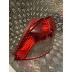Feu arriere principal droit (feux) TOYOTA YARIS 2 PHASE 1 d’occasion